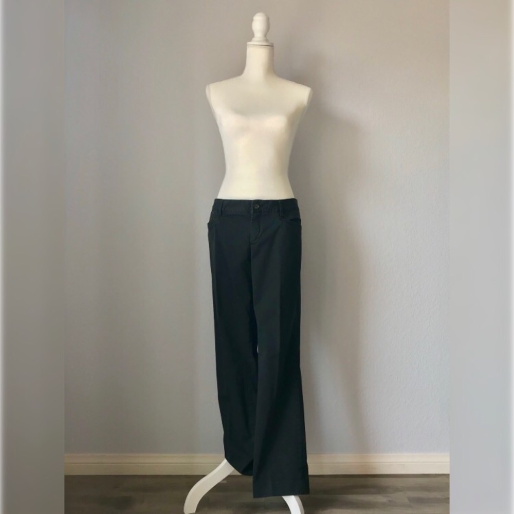 BANANA REPUBLIC The Logan Fit Black pants -Stretch